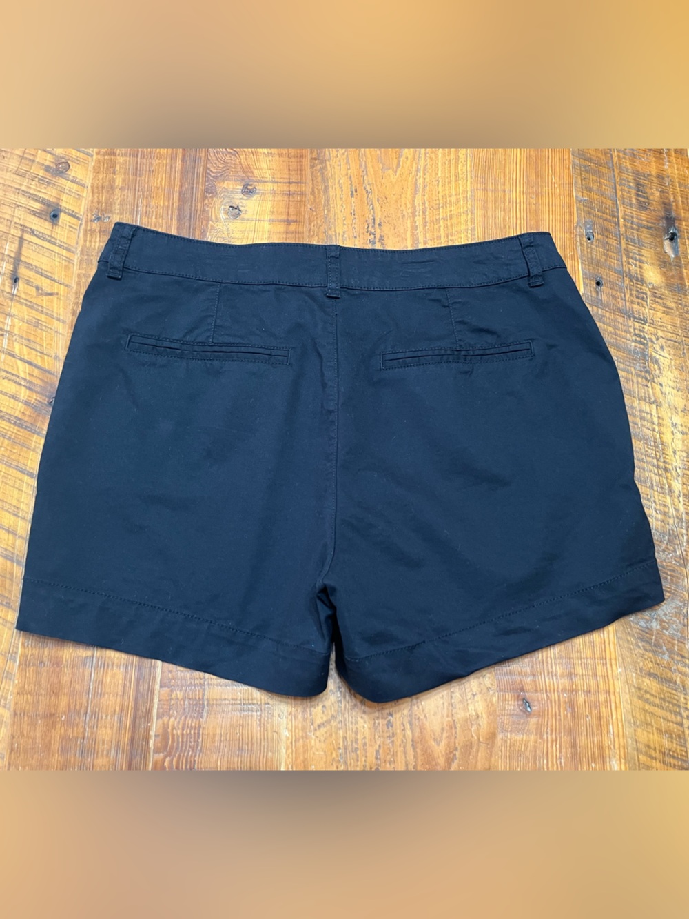 Old Navy Black High-Rise Everyday Shorts Size 8 - Picture 4 of 13